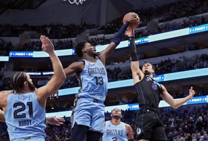 Πήραν φόρα οι Γκρίζλις: Κέρδισαν τους Μάβερικς που έπαιξαν χωρίς τον Ντόντσιτς